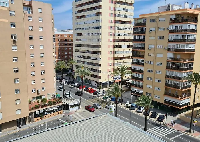 Avenida Paseo 3 2 Banos Διαμέρισμα *